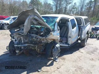 2008 Toyota Tacoma with VIN 5TEUU42N98Z538438, listed as a IAAI auction lot 41759938 with Not Provided miles and . Bid and sale history available at carsss.com. Image 2.