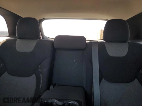 2018 Jeep Cherokee Latitude Tech Connect with VIN 1C4PJMCX0JD506479, listed as a Copart auction lot 57210275 with 189,588 mi miles and Salvage title. Bid and sale history available at DreamBid. Image 10.