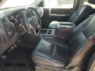 2009 Chevrolet Silverado 1500 LT with VIN 3GCEK23379G230726, listed as a Copart auction lot 50151605 with 203,726 mi miles and Salvage Title. Bid and sale history available at DreamBid. Image 7.