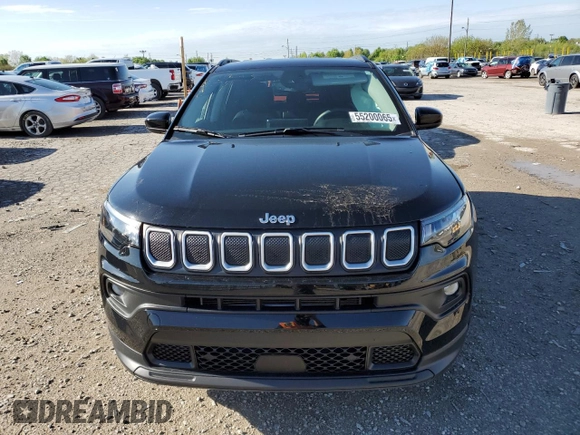 2022 Jeep Compass Latitude Lux with VIN 3C4NJDFB0NT151739, listed as a Copart auction lot 55200065 with 18,782 mi miles and Salvage title. Bid and sale history available at DreamBid. Image 5.
