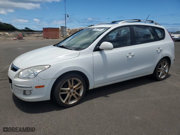 2011 Hyundai Elantra Touring SE with VIN KMHDC8AE1BU102075, listed as a Copart auction lot 60927844 with 211,661 mi miles and Clean Title. Bid and sale history available at carsss.com. Image 1.