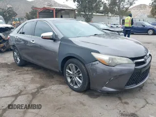 2017 Toyota Camry XLE with VIN 4T1BF1FKXHU389929, listed as a IAAI auction lot 42051551 with 98,285 mi miles. Bid and sale history available at carsss.com. Image 1.