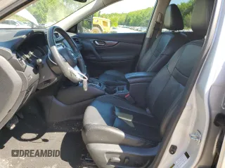2018 Nissan Rogue SV z VIN 5N1AT2MV7JC730402, wystawiony jako Copart lot #58430025 z przebiegiem 169 627 mil mil oraz Szkoda całkowita • Salvage title. Historia ofert i sprzedaży dostępna na DreamBid. Obrazek 7.