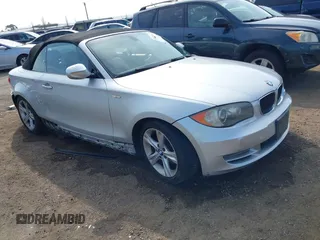 2010 BMW 1 Series 128i with VIN WBAUL7C58AVJ78135, listed as a IAAI auction lot 41615767 with 107,384 mi miles and . Bid and sale history available at carsss.com. Image 1.