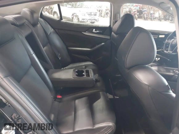 2017 Nissan Maxima SV with VIN 1N4AA6AP4HC448810, listed as a IAAI auction lot 42150840 with 114,916 mi miles and . Bid and sale history available at DreamBid. Image 8.