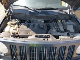 2008 Jeep Patriot Sport with VIN 1J8FF28W68D710532, listed as a IAAI auction lot 40333556 with 93,728 mi miles and . Bid and sale history available at carsss.com. Image 10.