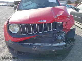 2018 Jeep Renegade Sport with VIN ZACCJBAB4JPJ63846, listed as a IAAI auction lot 41779614 with 66,725 mi miles. Bid and sale history available at carsss.com. Image 20.