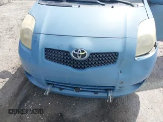2007 Toyota Yaris z VIN JTDJT923675101502, wystawiony jako IAAI lot #42094488 z przebiegiem 127 971 mil mil oraz . Historia ofert i sprzedaży dostępna na DreamBid. Obrazek 13.