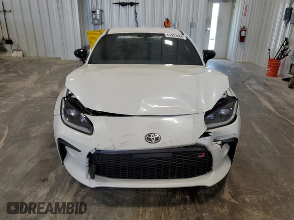 2023 Toyota GR86 Premium with VIN JF1ZNBE11P9758723, listed as a Copart auction lot 61922664 with 11,939 mi miles and Non Repairable. Bid and sale history available at carsss.com. Image 5.
