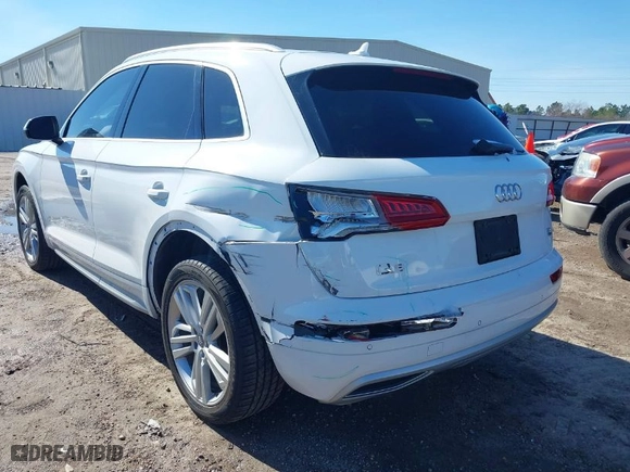 2018 Audi Q5 Premium Plus with VIN WA1BNAFY7J2219681, listed as a IAAI auction lot 41341437 with 67,628 mi miles. Bid and sale history available at carsss.com. Image 6.