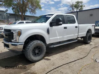 2019 Ford F-250 XL z VIN 1FT7W2B69KED65499, wystawiony jako Copart lot #55307825 z przebiegiem 58 091 mil mil oraz Szkoda całkowita • Salvage title. Historia ofert i sprzedaży dostępna na DreamBid. Obrazek 1.