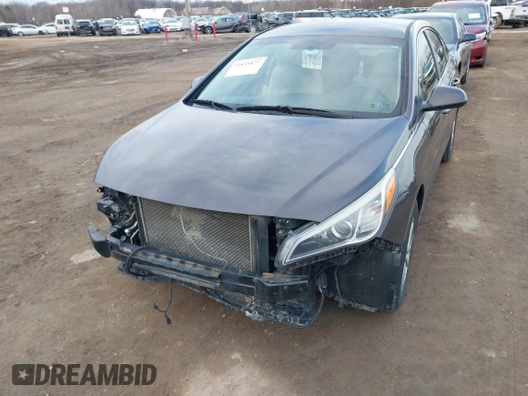 2015 Hyundai Sonata SE with VIN 5NPE24AF4FH204726, listed as a IAAI auction lot 41835877 with 139,281 mi miles and . Bid and sale history available at DreamBid. Image 6.