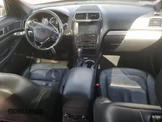 2018 Ford Explorer XLT with VIN 1FM5K7D85JGC04709, listed as a Copart auction lot 50596605 with 118,714 mi miles and Salvage Title. Bid and sale history available at DreamBid. Image 8.