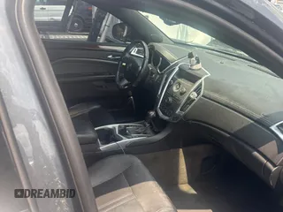 2012 Cadillac SRX Luxury Collection z VIN 3GYFNAE38CS528848, wystawiony jako Copart lot #59907045 z przebiegiem Nie podano mil oraz Czysty tytuł • Clean title. Historia ofert i sprzedaży dostępna na DreamBid. Obrazek 5.