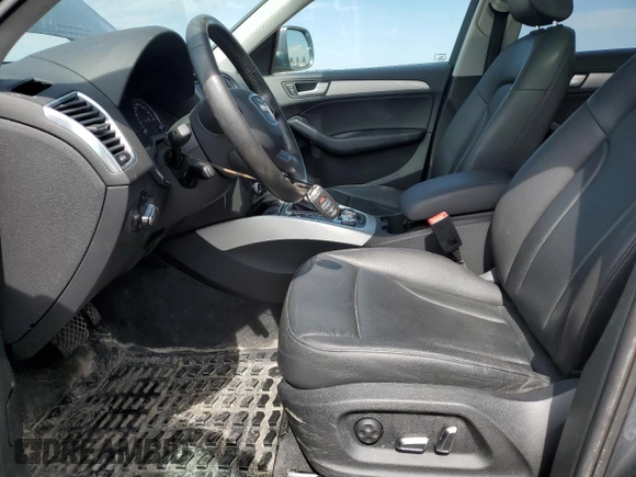 2014 Audi Q5 Progressiv with VIN WA1LFCFP0EA091641, listed as a Copart auction lot 64842565 with 103,483 mi miles and Salvage title. Bid and sale history available at DreamBid. Image 7.