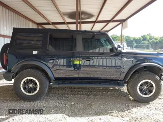 2021 Ford Bronco z VIN 1FMEE5DP2MLA89419, wystawiony jako IAAI lot #42846095 z przebiegiem 44 167 mil mil oraz . Historia ofert i sprzedaży dostępna na DreamBid. Obrazek 13.