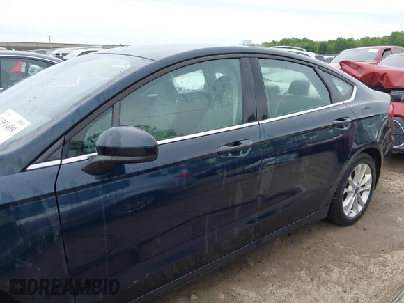 2020 Ford Fusion SE с VIN 3FA6P0LU4LR163314, выставлен на аукционе IAAI как лот 42351409 с пробегом 61 889 миль миль и . История ставок и продаж доступна на DreamBid. Изображение 14.