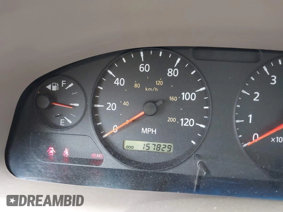 2004 Nissan Sentra S z VIN 3N1CB51D04L479005, wystawiony jako IAAI lot #42278120 z przebiegiem 157 829 mil mil oraz . Historia ofert i sprzedaży dostępna na DreamBid. Obrazek 16.