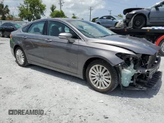 2013 Ford Fusion Titanium with VIN 3FA6P0SU8DR308888, listed as a Copart auction lot 59881225 with 115,491 mi miles and Non repairable. Bid and sale history available at DreamBid. Image 4.
