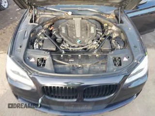 2015 BMW 7 Series 750Li xDrive with VIN WBAYF8C52FD654892, listed as a IAAI auction lot 41368616 with 158,140 mi miles. Bid and sale history available at carsss.com. Image 10.