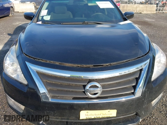 2014 Nissan Altima SV with VIN 1N4AL3AP4EC317297, listed as a IAAI auction lot 42132662 with Not Provided miles and . Bid and sale history available at DreamBid. Image 6.