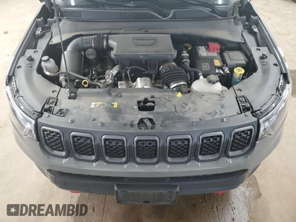 2023 Jeep Compass Trailhawk z VIN 3C4NJDDN9PT557910, wystawiony jako Copart lot #59387825 z przebiegiem 39 686 mil mil oraz Czysty tytuł • Clean title. Historia ofert i sprzedaży dostępna na DreamBid. Obrazek 11.