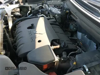 2019 Mitsubishi Outlander SE z VIN JA4AD3A33KZ046501, wystawiony jako IAAI lot #43215301 z przebiegiem 51 119 mil mil oraz . Historia ofert i sprzedaży dostępna na DreamBid. Obrazek 19.