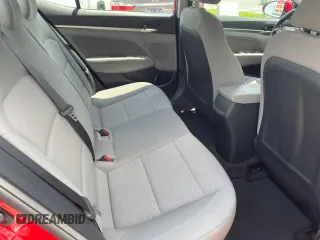 2020 Hyundai Elantra SEL with VIN 5NPD84LF2LH588105, listed as a Copart auction lot 61506555 with 58,811 mi miles and Salvage title. Bid and sale history available at DreamBid. Image 6.
