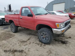 1991 Toyota Pickup DX z VIN JT4RN01P0M7042332, wystawiony jako Copart lot #42408835 z przebiegiem 211 481 mil mil oraz Szkoda całkowita • Salvage title. Historia ofert i sprzedaży dostępna na DreamBid. Obrazek 4.