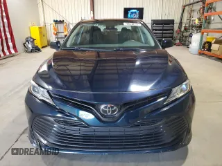 2020 Toyota Camry LE with VIN 4T1C11AK0LU899029, listed as a Copart auction lot 54781605 with 71,555 mi miles and Clean Title. Bid and sale history available at carsss.com. Image 5.