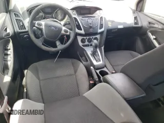 2012 Ford Focus SE с VIN 1FAHP3F26CL201547, выставлен на аукционе Copart как лот 51965375 с пробегом 78 326 миль миль и Списание • Salvage title. История ставок и продаж доступна на DreamBid. Изображение 8.