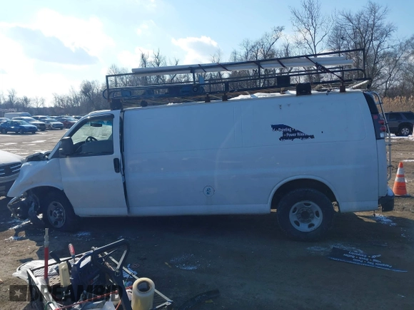 2012 GMC Savana Cargo Van with VIN 1GTW7GCA2C1167106, listed as a IAAI auction lot 41379838 with 1 mi miles. Bid and sale history available at carsss.com. Image 14.