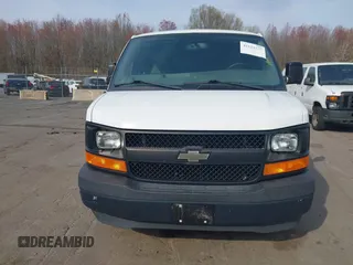 2017 Chevrolet Express Cargo Van with VIN 1GCWGAFF5H1133267, listed as a IAAI auction lot 42124337 with 162,899 mi miles. Bid and sale history available at carsss.com. Image 12.