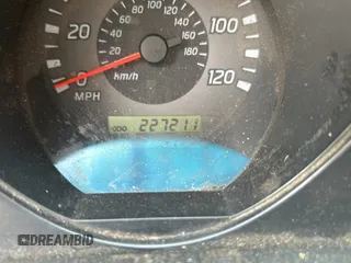2003 Nissan Xterra SE with VIN 5N1ED28T33C685064, listed as a Copart auction lot 60668505 with 227,211 mi miles and Clean title. Bid and sale history available at DreamBid. Image 8.