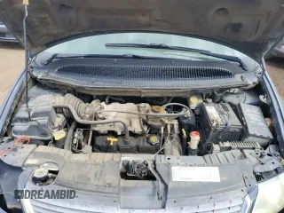 2001 Chrysler Town & Country LXi with VIN 2C4GP54L11R176042, listed as a Copart auction lot 69045254 with 217,421 mi miles and Salvage Title. Bid and sale history available at DreamBid. Image 12.