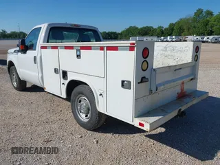 2016 Ford F-250 XL with VIN 1FDBF2A69GEB34021, listed as a IAAI auction lot 42178305 with 115,292 mi miles and . Bid and sale history available at DreamBid. Image 3.