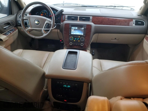 2013 Chevrolet Suburban LTZ with VIN 1GNSCKE04DR184212, listed as a Copart auction lot 89162685 with 180,808 mi miles and Salvage Title. Bid and sale history available at carsss.com. Image 8.