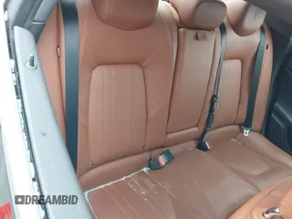 2015 Maserati Ghibli z VIN ZAM57XSA4F1151843, wystawiony jako IAAI lot #38392898 z przebiegiem 88 147 mil mil oraz . Historia ofert i sprzedaży dostępna na DreamBid. Obrazek 8.