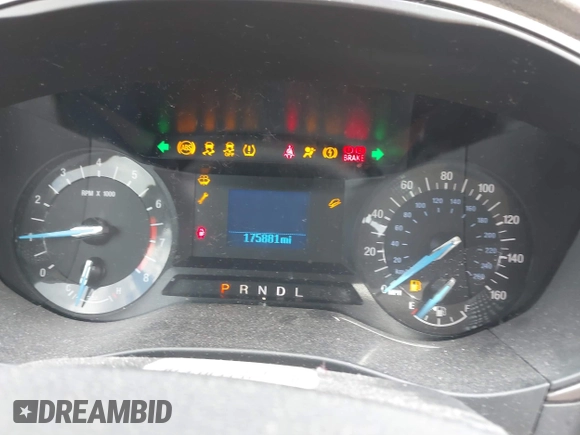 2017 Ford Fusion S with VIN 3FA6P0G7XHR316936, listed as a IAAI auction lot 41888766 with 175,881 mi miles. Bid and sale history available at carsss.com. Image 7.