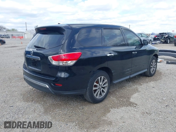 2014 Nissan Pathfinder SV with VIN 5N1AR2MN8EC715394, listed as a IAAI auction lot 42080367 with 141,208 mi miles. Bid and sale history available at carsss.com. Image 4.