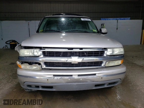 2004 Chevrolet Suburban LT with VIN 1GNEC16Z64J215186, listed as a Copart auction lot 70231654 with 176,686 mi miles and Salvage Title. Bid and sale history available at carsss.com. Image 5.