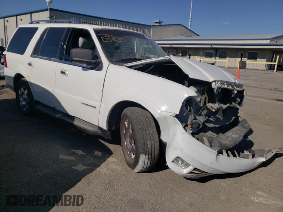 2005 Lincoln Navigator Luxury with VIN 5LMFU28575LJ13839, listed as a Copart auction lot 60967184 with 161,320 mi miles and Salvage Title. Bid and sale history available at carsss.com. Image 4.