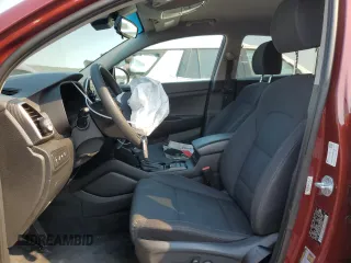 2019 Hyundai Tucson Value z VIN KM8J33A40KU002904, wystawiony jako Copart lot #51064805 z przebiegiem 71 435 mil mil oraz Szkoda całkowita • Salvage title. Historia ofert i sprzedaży dostępna na DreamBid. Obrazek 7.