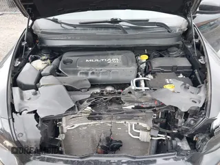 2018 Jeep Cherokee Latitude Plus with VIN 1C4PJMLB7JD507892, listed as a IAAI auction lot 41879277 with 122,269 mi miles and . Bid and sale history available at DreamBid. Image 10.