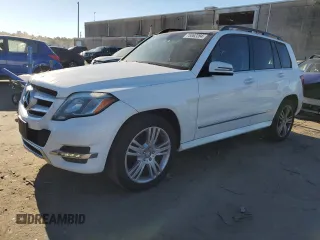2015 Mercedes-Benz GLK 350 with VIN WDCGG8JB9FG435277, listed as a Copart auction lot 75062284 with 111,867 mi miles and Salvage Title. Bid and sale history available at DreamBid. Image 1.