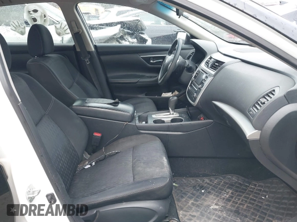 2017 Nissan Altima SV with VIN 1N4AL3AP4HC227720, listed as a IAAI auction lot 41463346 with 175,384 mi miles and . Bid and sale history available at carsss.com. Image 5.
