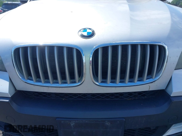 2010 BMW X5 z VIN 5UXFE8C58AL312356, wystawiony jako IAAI lot #42305125 z przebiegiem 219 000 mil mil oraz . Historia ofert i sprzedaży dostępna na DreamBid. Obrazek 6.