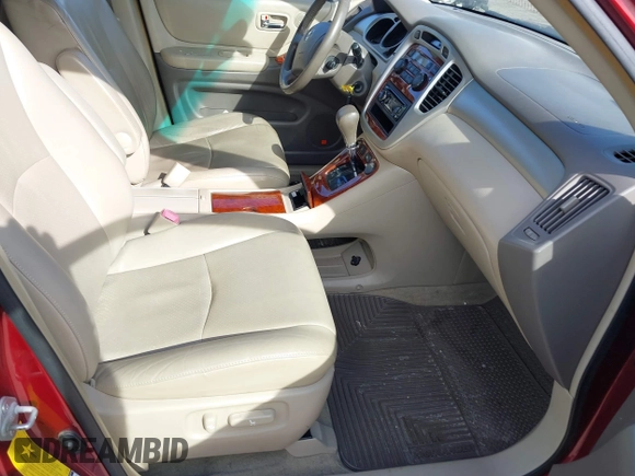 2004 Toyota Highlander z VIN JTEEP21A140064201, wystawiony jako IAAI lot #41813938 z przebiegiem 210 275 mil mil oraz . Historia ofert i sprzedaży dostępna na DreamBid. Obrazek 5.