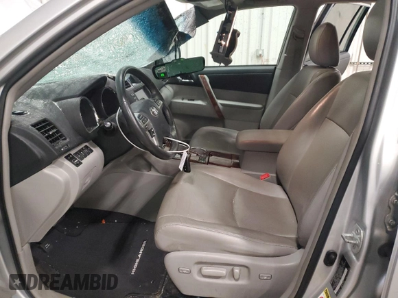 2012 Toyota Highlander Limited with VIN 5TDDK3EHXCS154339, listed as a Copart auction lot 51834175 with 152,092 mi miles and Non Repairable. Bid and sale history available at carsss.com. Image 7.