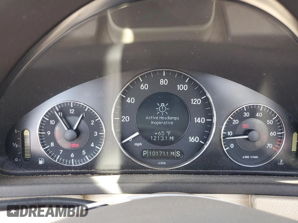 2008 Mercedes-Benz CLK 350 with VIN WDBTK56F18T089313, listed as a Copart auction lot 49496485 with 101,711 mi miles and Salvage title. Bid and sale history available at DreamBid. Image 9.